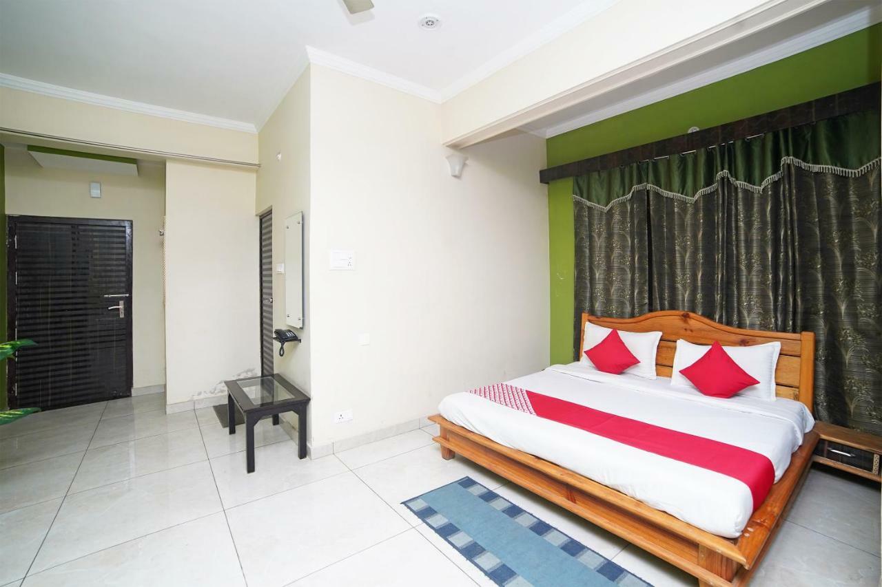Oyo 37525 Hotel Mall Palace Pithorāgarh Exterior foto