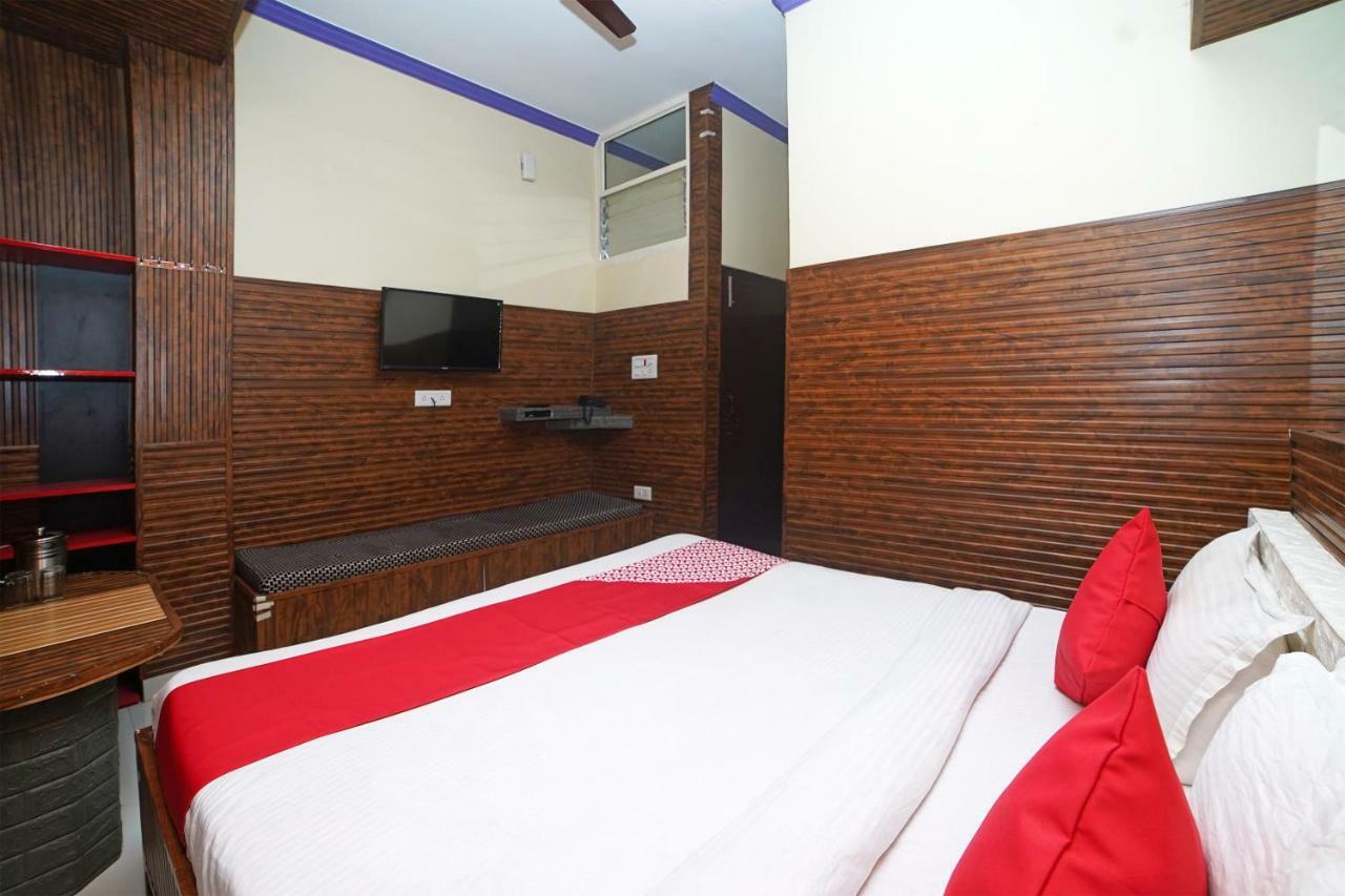 Oyo 37525 Hotel Mall Palace Pithorāgarh Exterior foto